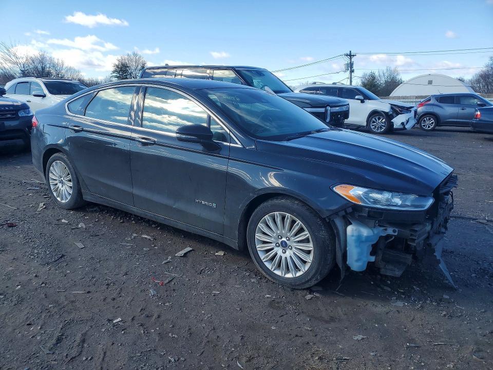 2015 Ford Fusion se Hybrid