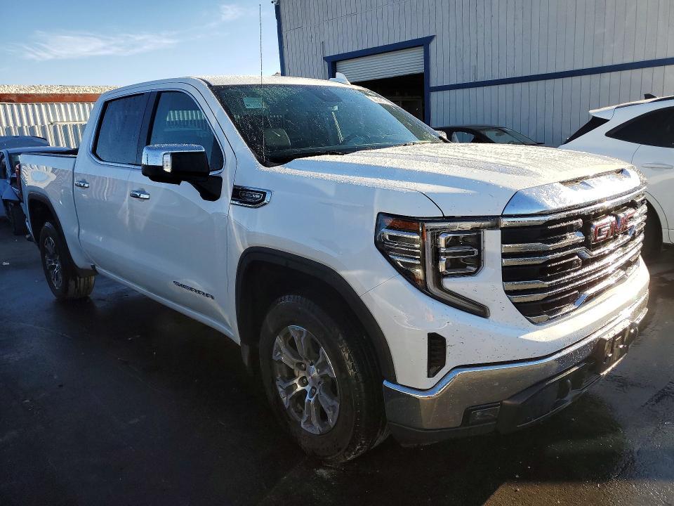 2025 GMC Sierra C1500 SLT
