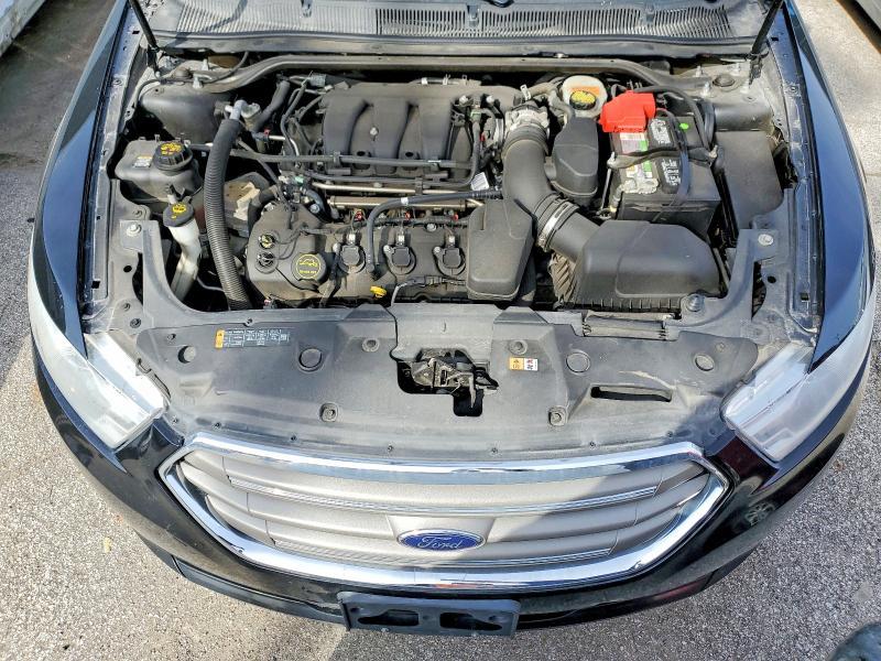 2017 Ford Taurus sel