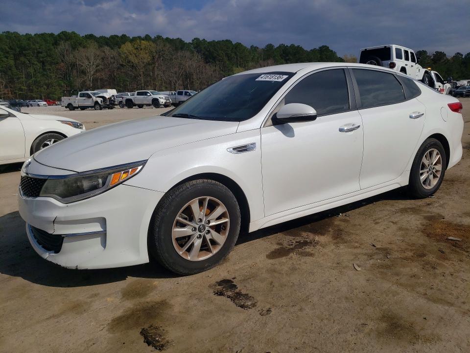 2018 KIA Optima