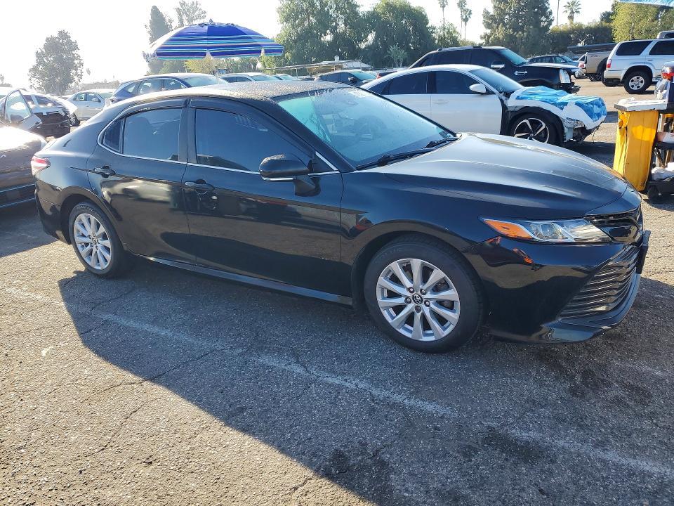 2019 Toyota Camry le