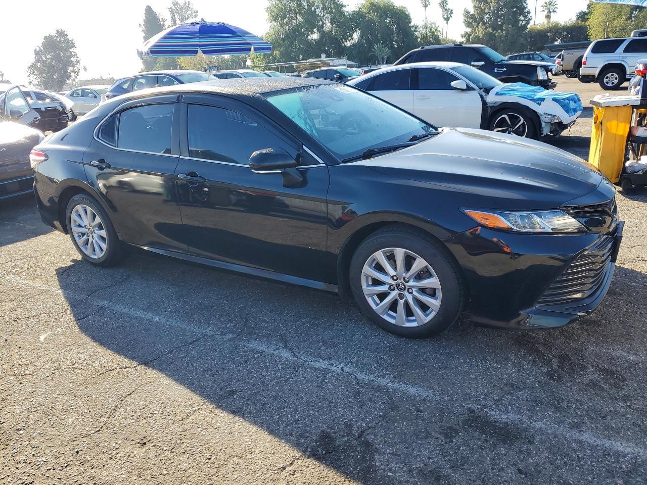 2019 Toyota Camry le