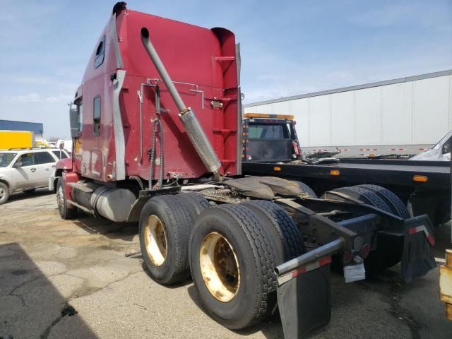 2007 Freightliner Conventional ST120