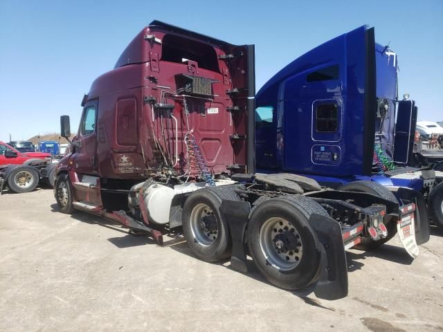 2015 Freightliner Cascadia 125