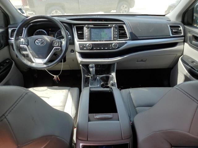 2018 Toyota Highlander SE