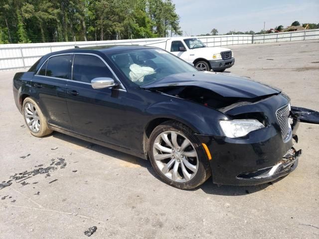 2020 Chrysler 300 Touring