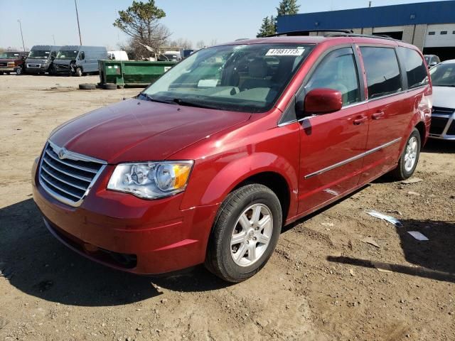 2010 Chrysler Town & Country Touring