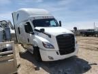 2020 Freightliner Cascadia 126