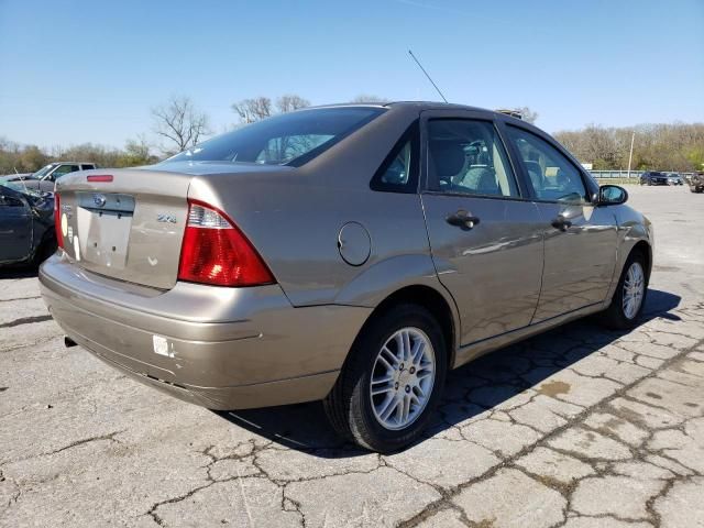 2005 Ford Focus ZX4