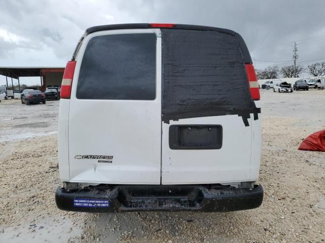 2013 Chevrolet Express G2500