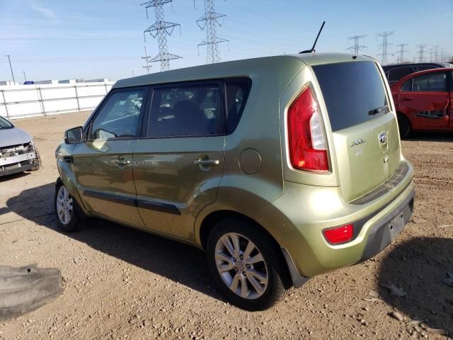 2013 KIA Soul +