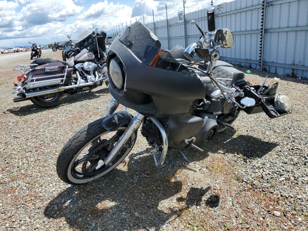 2011 Harley-Davidson Fxdb