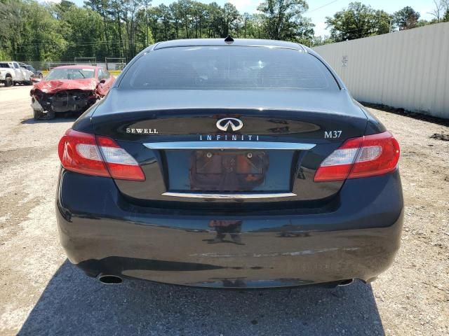 2011 Infiniti M37