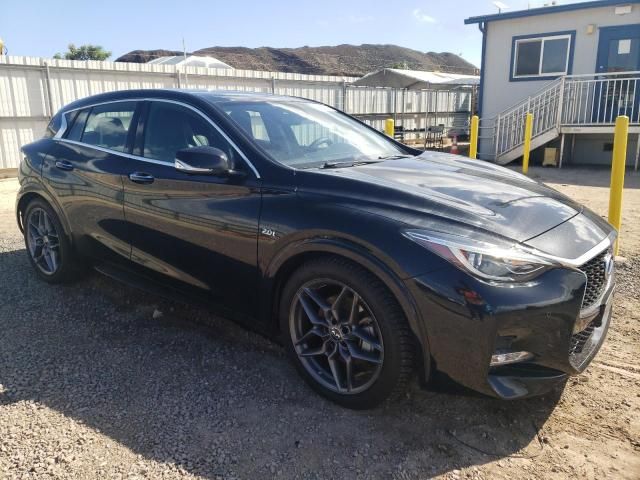 2017 Infiniti QX30 Base