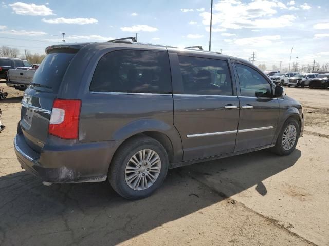 2015 Chrysler Town & Country Limited Platinum