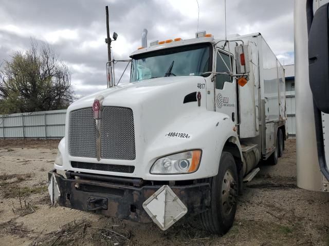 2015 Kenworth Construction T400