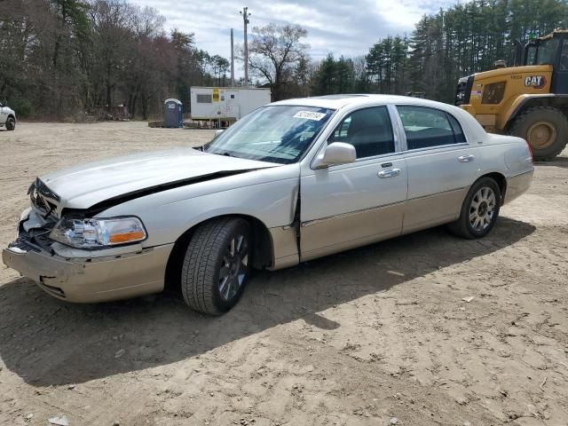 2004 Lincoln Town Car Ultimate