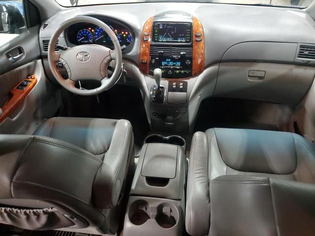 2009 Toyota Sienna XLE