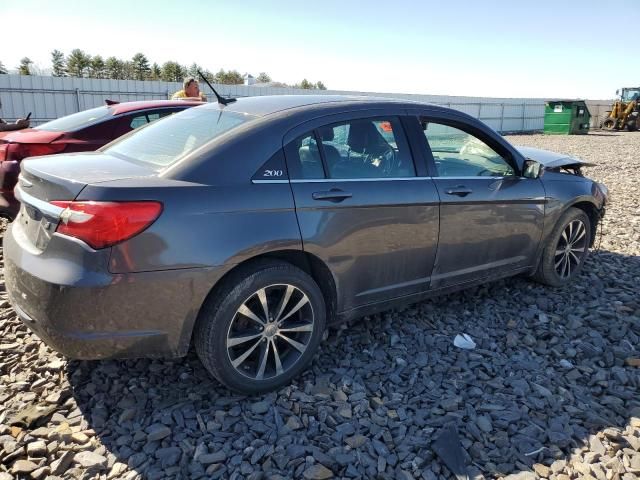 2014 Chrysler 200 Limited