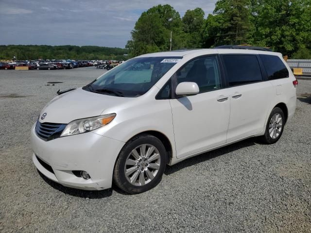 2011 Toyota Sienna XLE