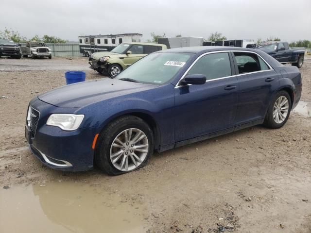 2016 Chrysler 300 Limited