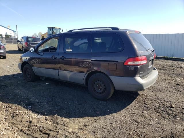 2002 Toyota Sienna CE