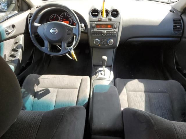 2010 Nissan Altima Base