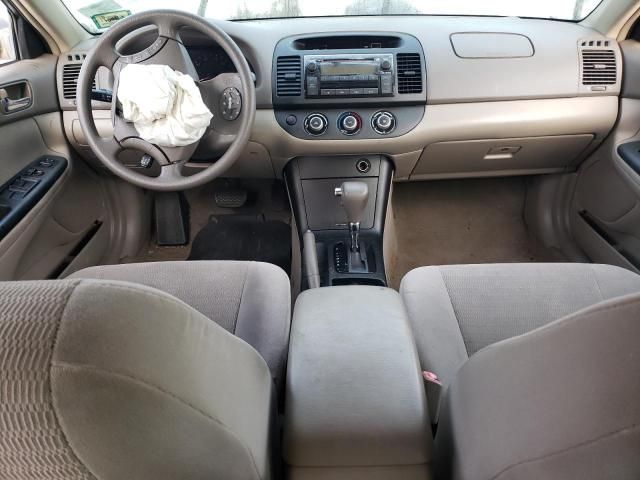 2005 Toyota Camry LE