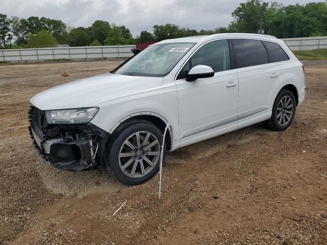 2019 Audi Q7 Prestige