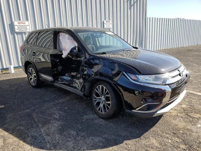 2016 Mitsubishi Outlander SE