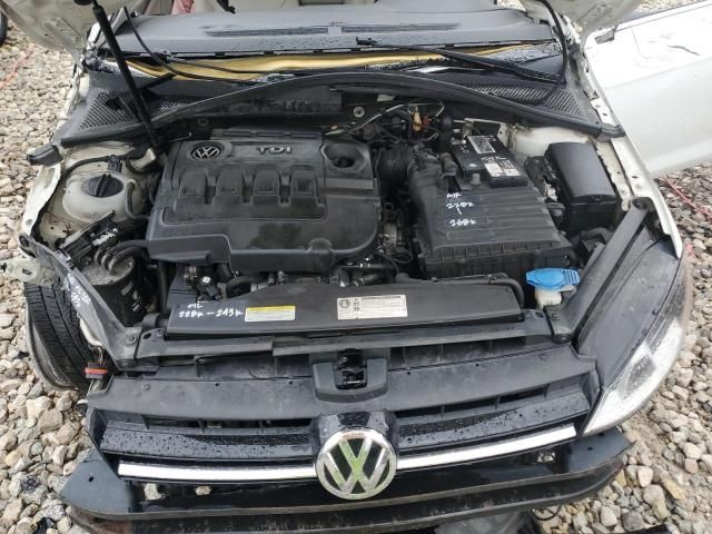 2015 Volkswagen Golf Sportwagen TDI S