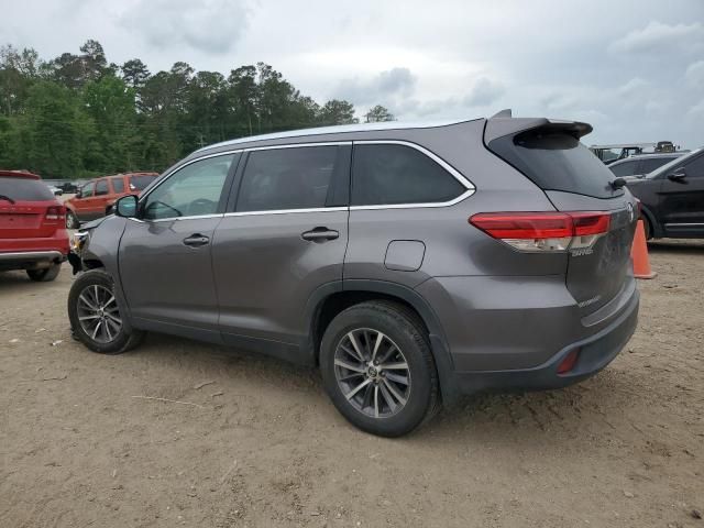 2019 Toyota Highlander SE