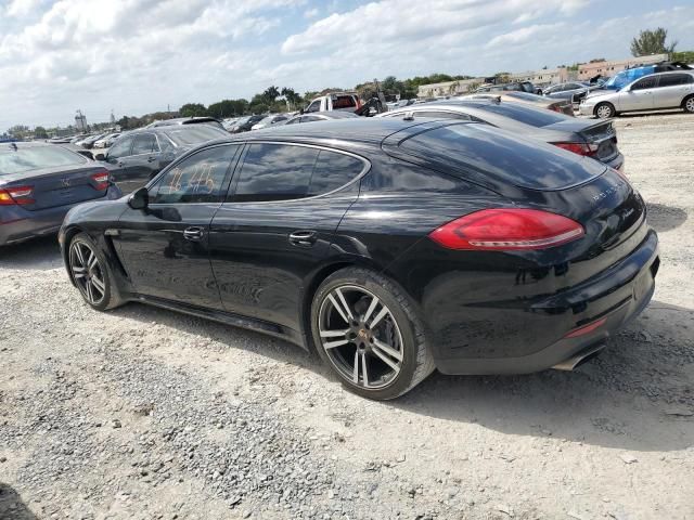 2014 Porsche Panamera 2