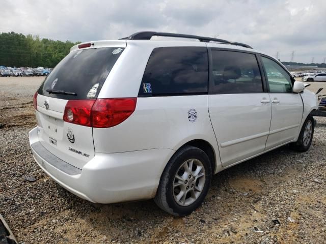 2006 Toyota Sienna XLE