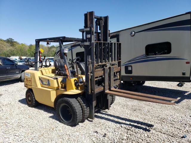 2007 Caterpillar Forklift