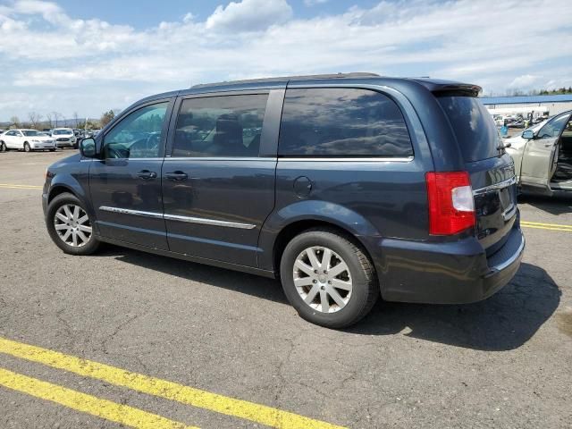 2013 Chrysler Town & Country Touring