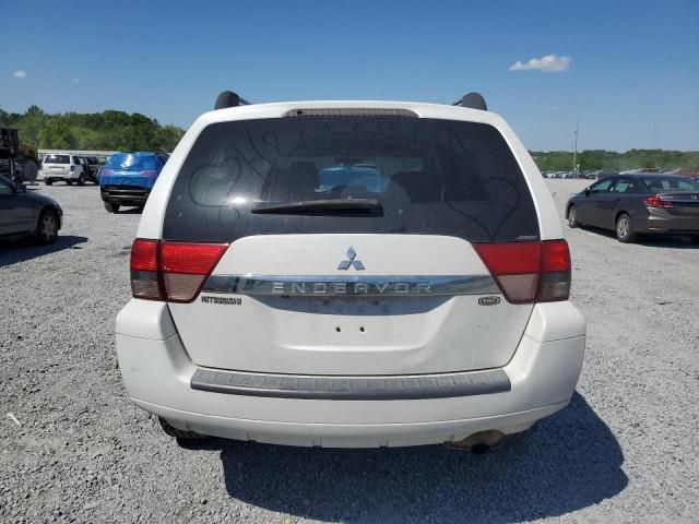 2011 Mitsubishi Endeavor SE