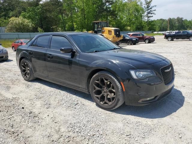 2016 Chrysler 300 S