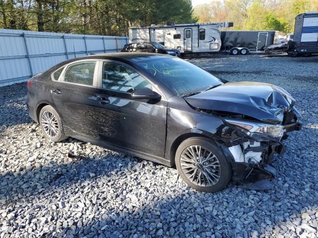 2022 KIA Forte GT Line