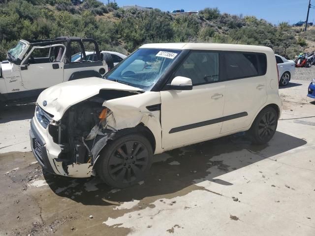 2013 KIA Soul +