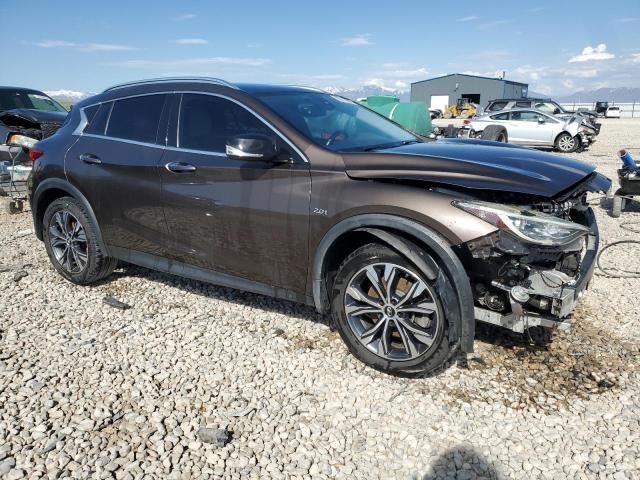 2017 Infiniti QX30 Base