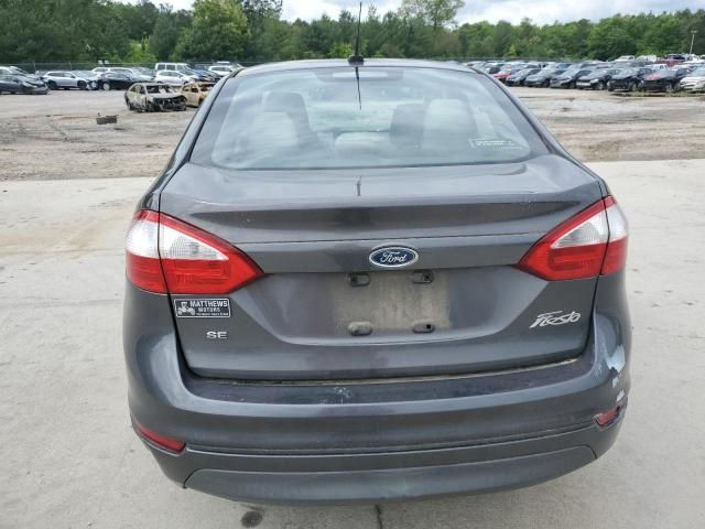 2015 Ford Fiesta SE