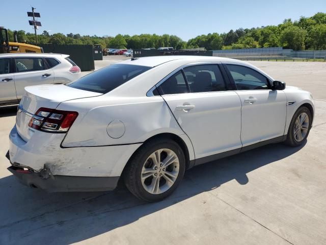 2015 Ford Taurus SE