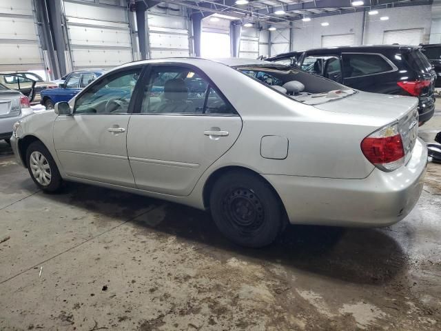 2005 Toyota Camry LE