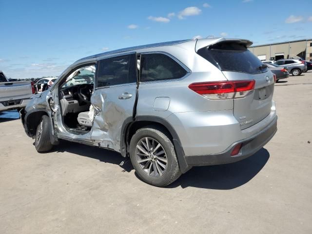 2019 Toyota Highlander SE