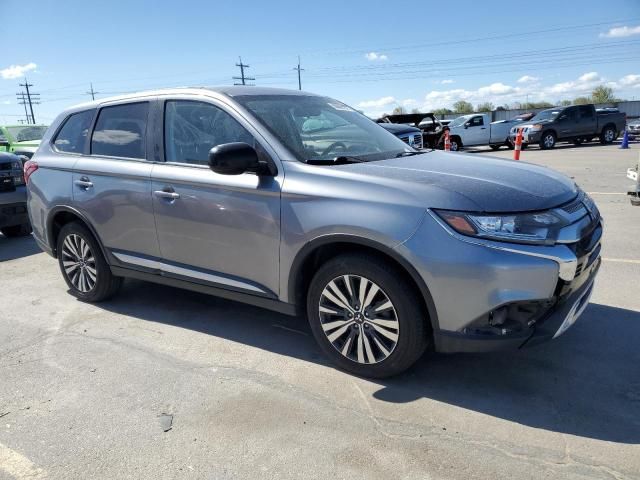 2019 Mitsubishi Outlander SE