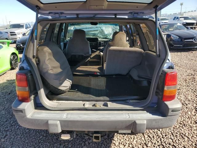 1993 Jeep Grand Cherokee Laredo