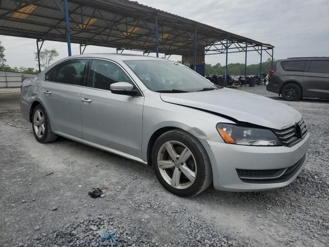 2013 Volkswagen Passat SE