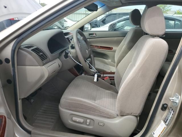 2005 Toyota Camry LE