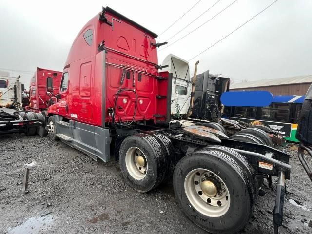 2016 Freightliner Cascadia 125